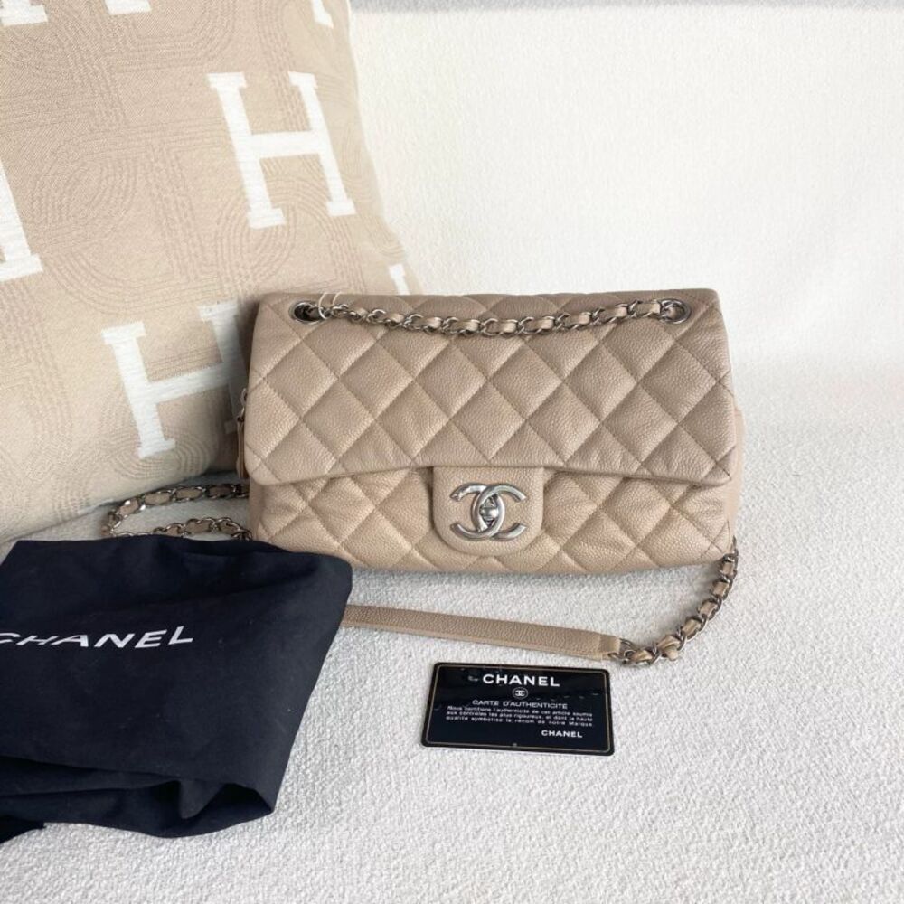 Chanel Women Pre-Loved Bag Very Good Condition